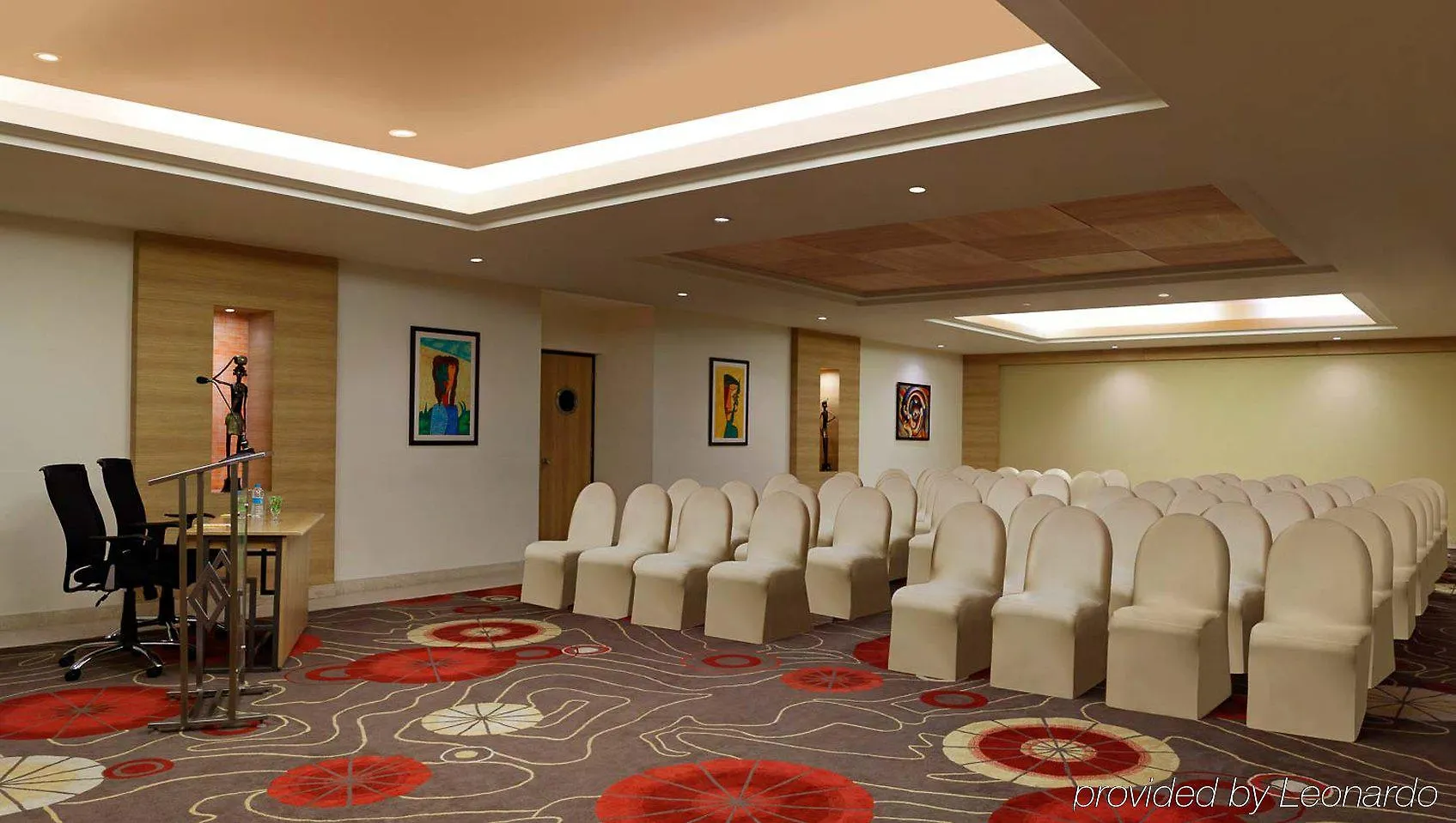 Red Fox By Lemon Tree Hotels, Delhi Airport New Delhi 4*,  India